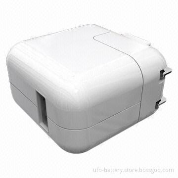 In-car Charging Adapter, 5V DC/2,100mAh Output, Sized 50 x 50 x 28mm